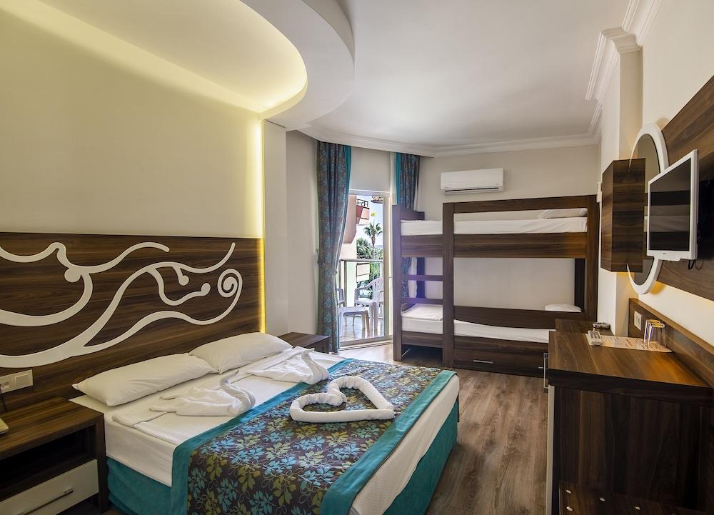 Otel Kleopatra Blue Hawai 3*