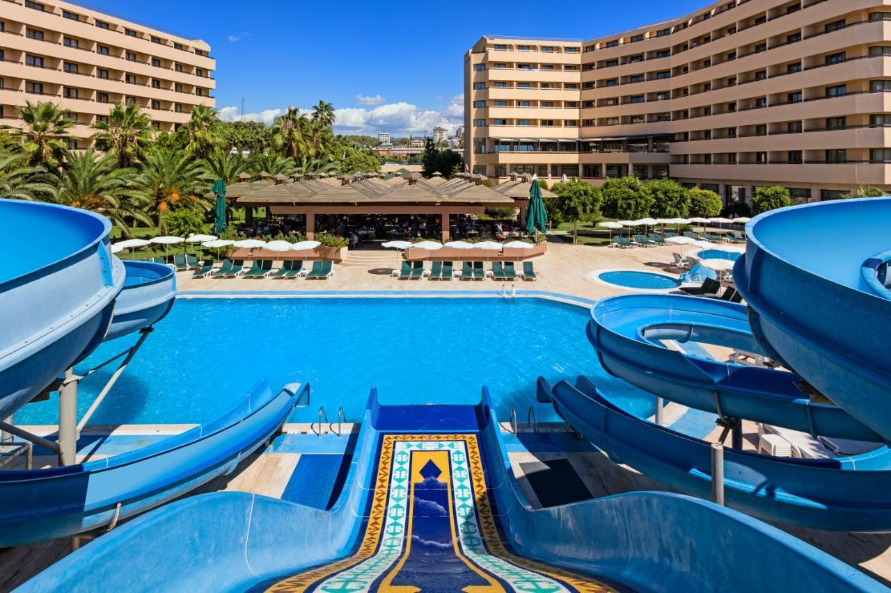 Oezkaymak Select Hotel