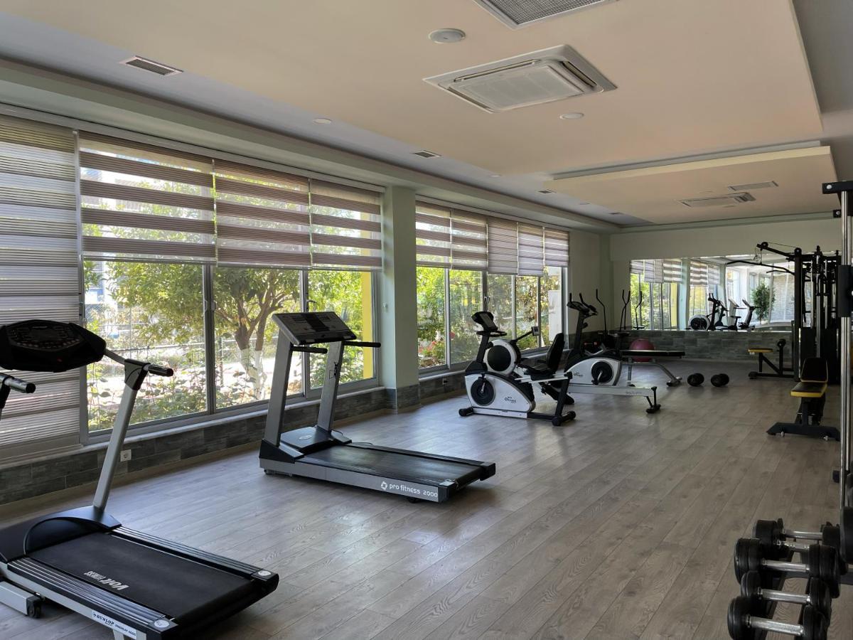 Sa Apartments! 300m To The