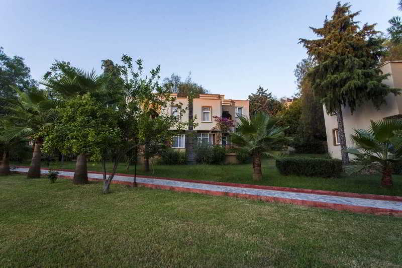 Ganita Club & Hotel