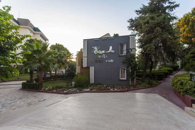 Ganita Club & Hotel 5*