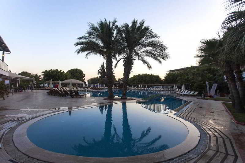 Ganita Club & 5*