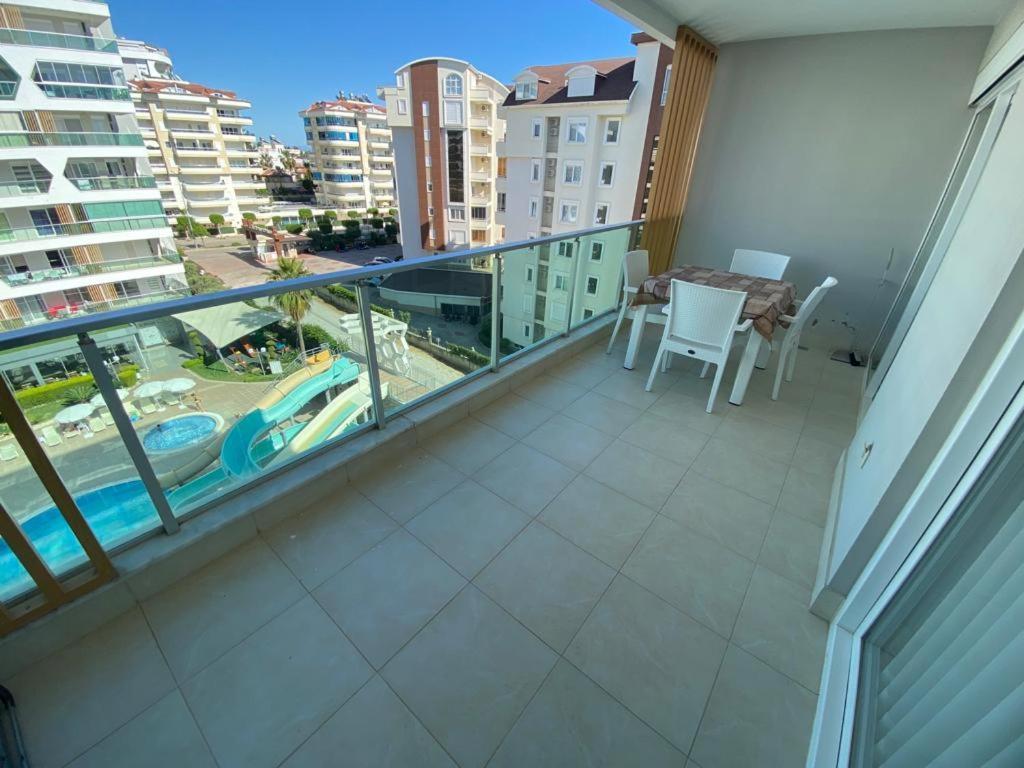 Emerald Park Residence Apartment *