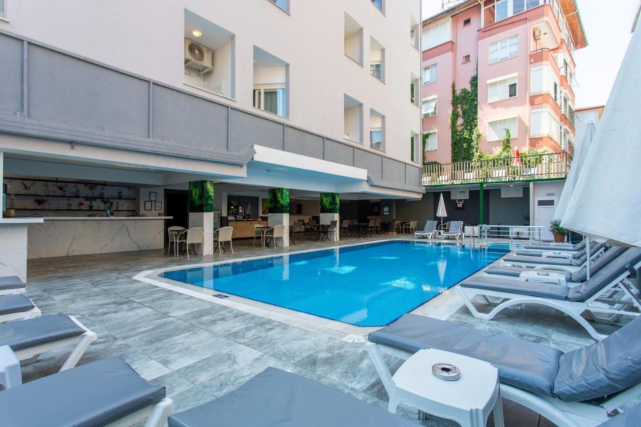 Aslan & Hotel