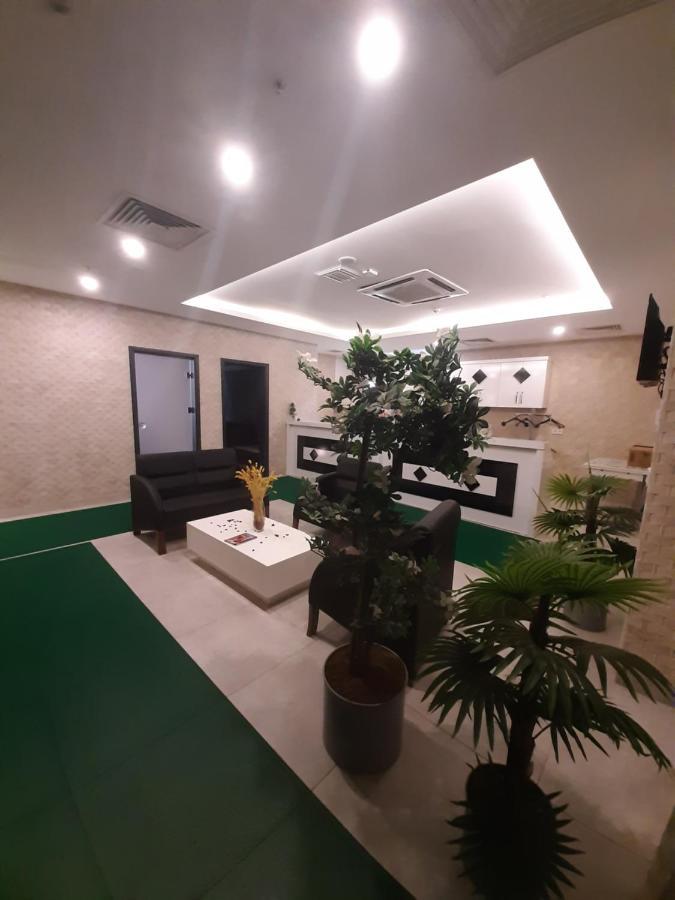 Apartment Holiday *
