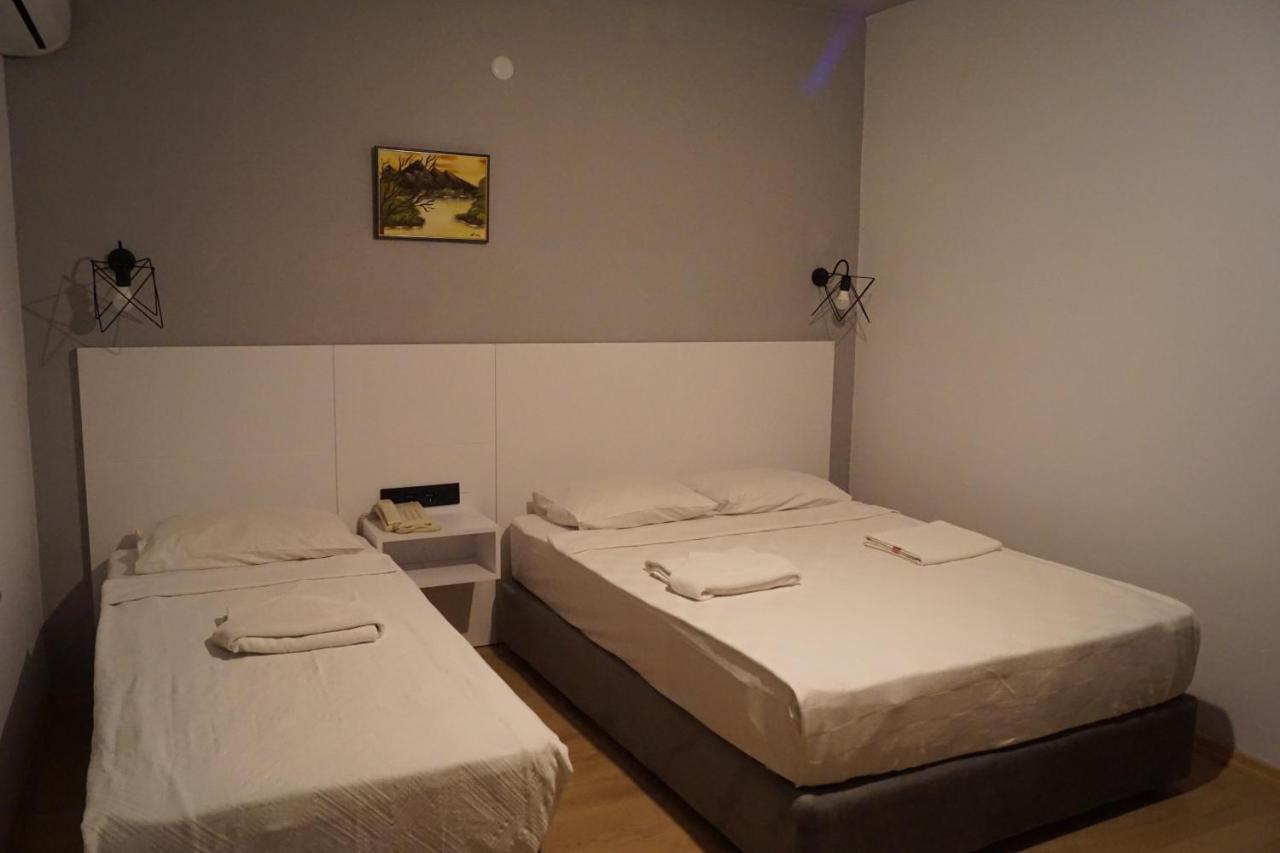 Aslan & Hotel 4*