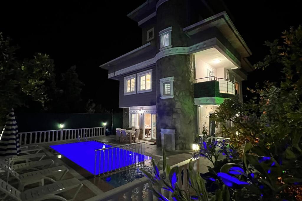 Private Villa *