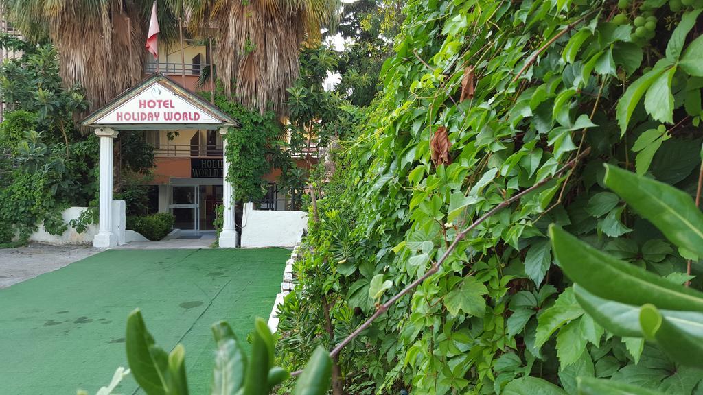 World Hotel
