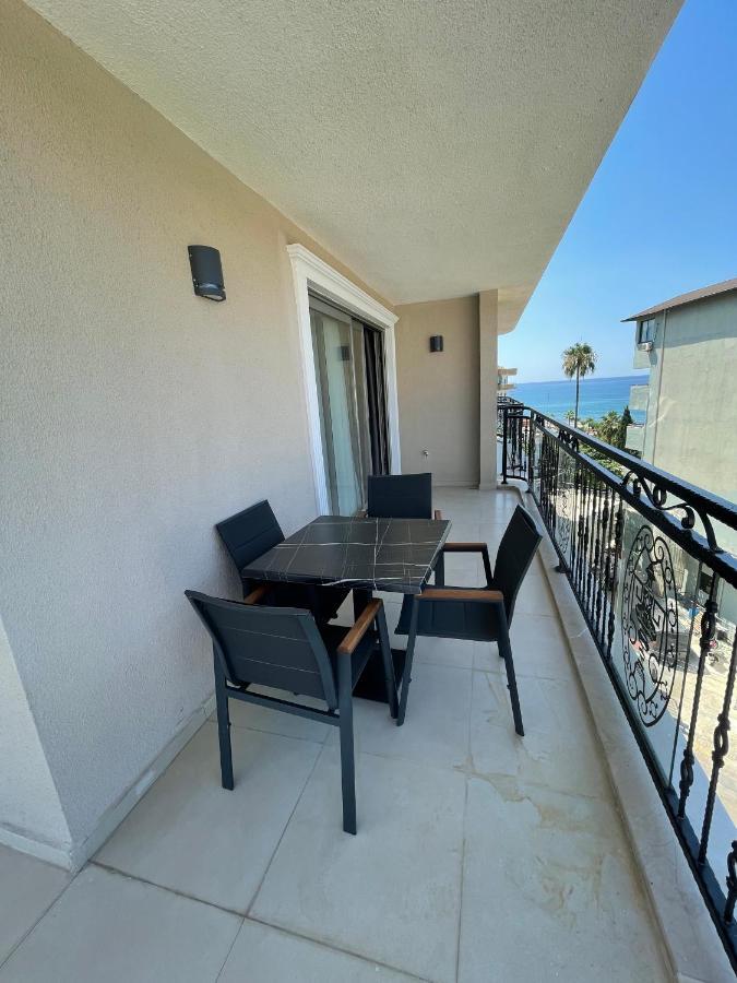 Apartment Garden Luxury