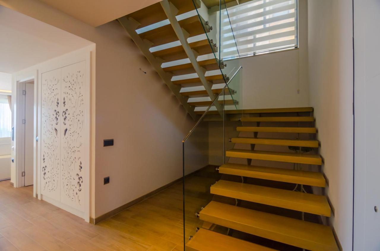 Apartment Admiral Elite