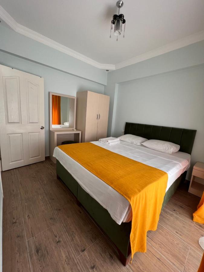 Hotel Queen