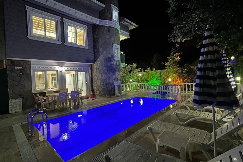 Private Villa *