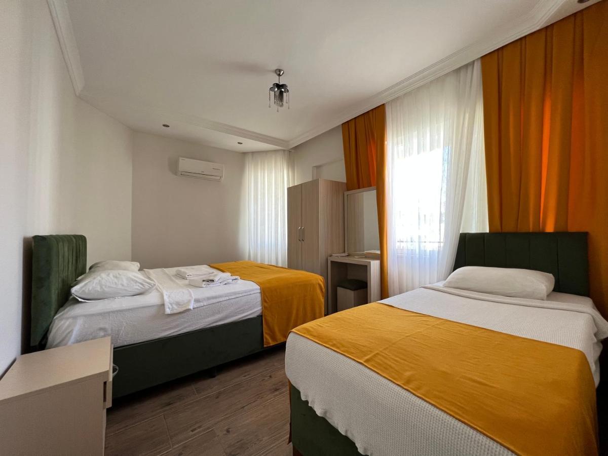 Hotel Queen
