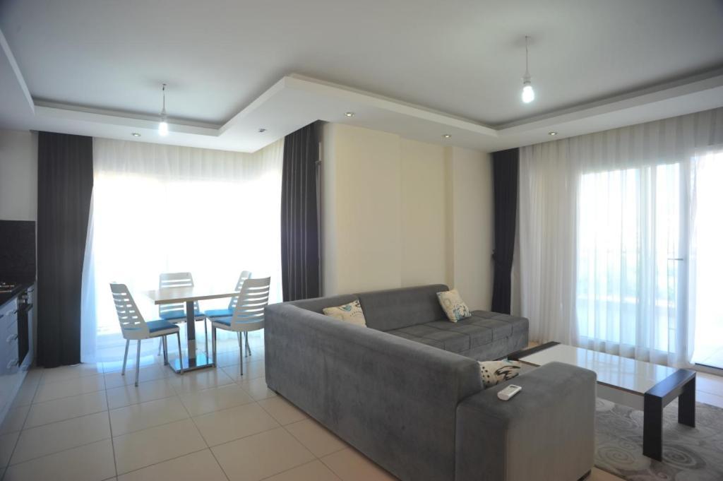 Crystal Nova Apartment