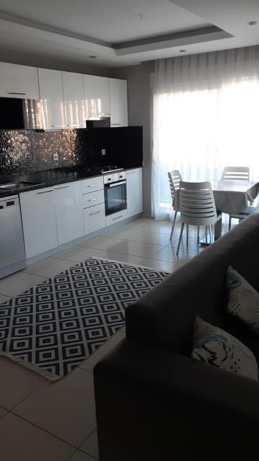 Crystal Nova Apartment *