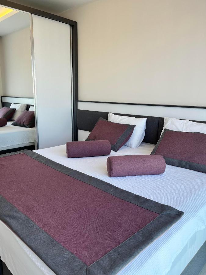 Family Suites In *