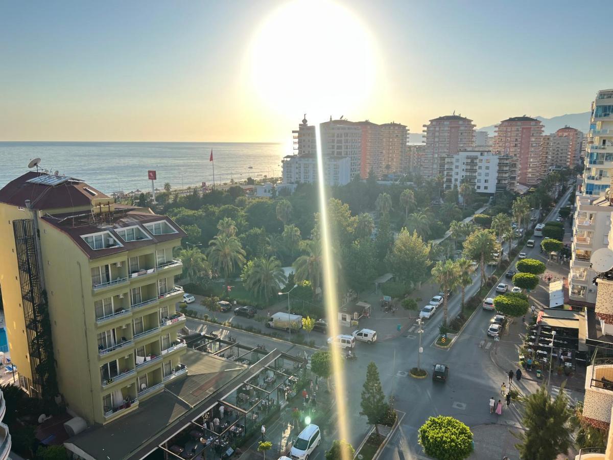 Seaview 3+1 Barbaros, Mahmutlar *