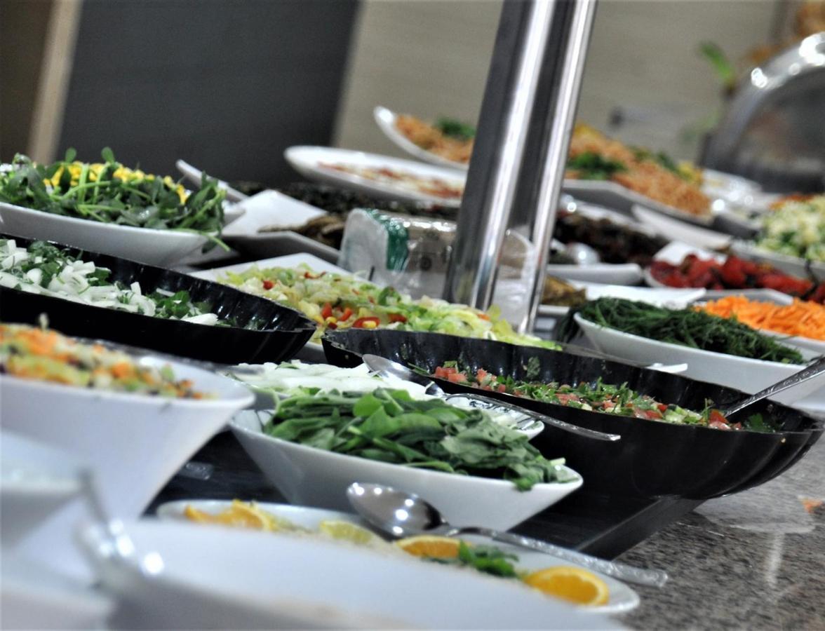Grand Juno Beach Hotel