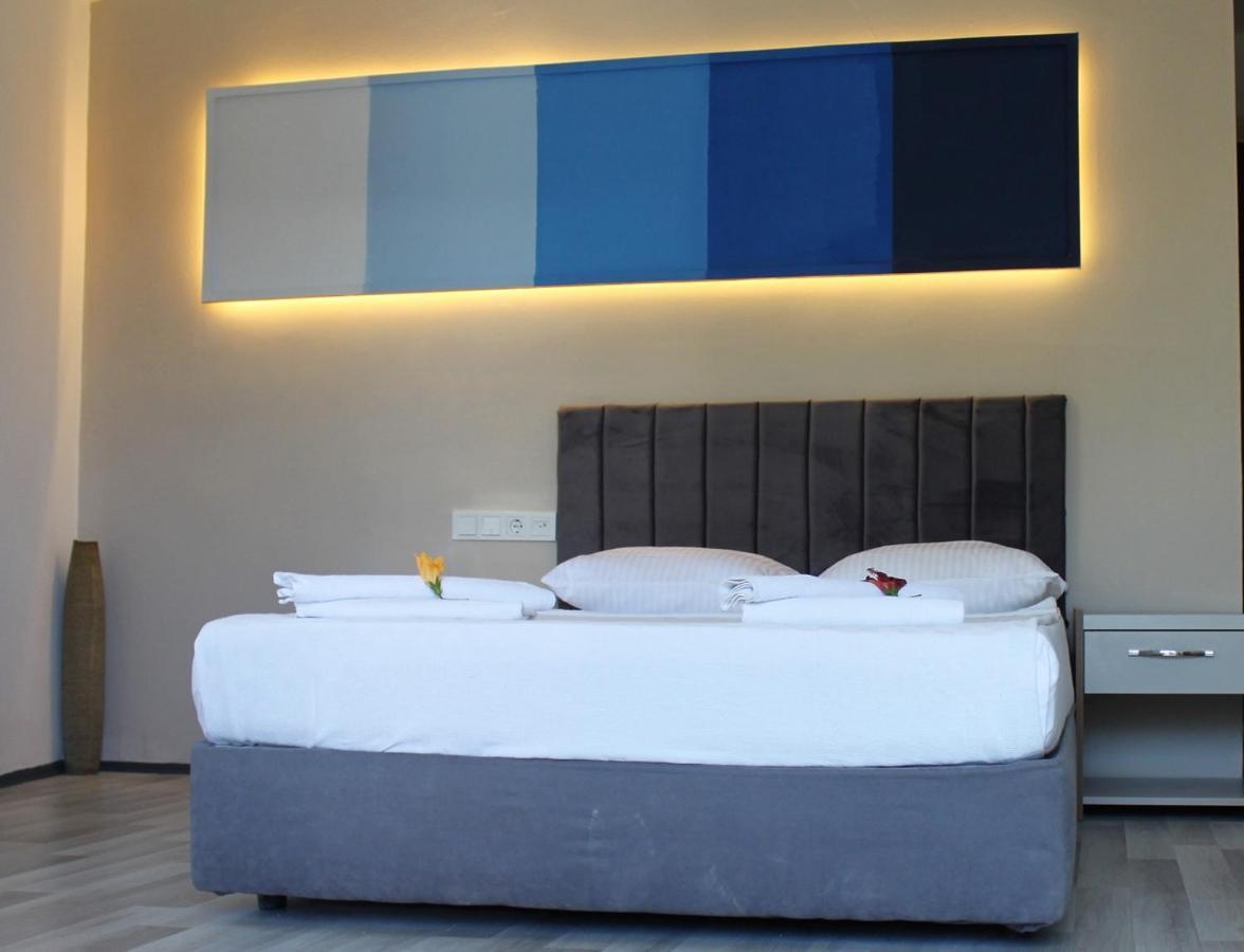 Grand Juno Beach Hotel