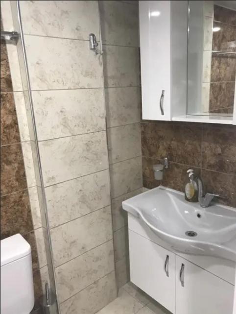 Apartment Center