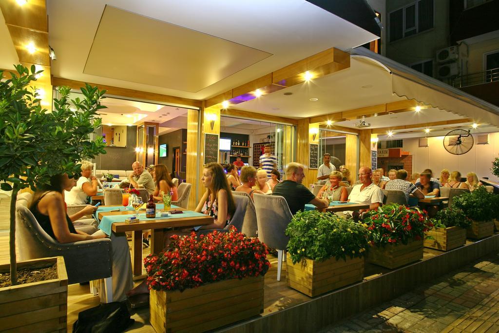 Aparthotel Magi
