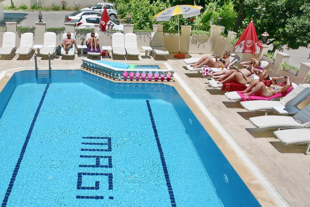 Magi Aparthotel 2*