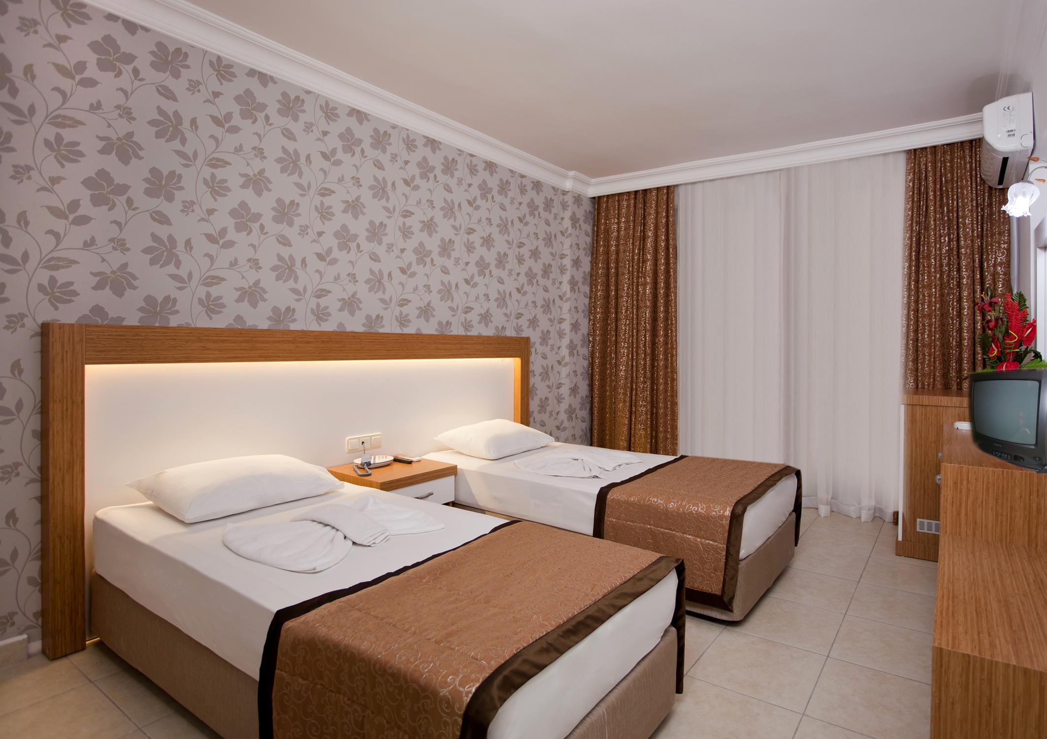 Aparthotel Kleopatra Aytur 2*