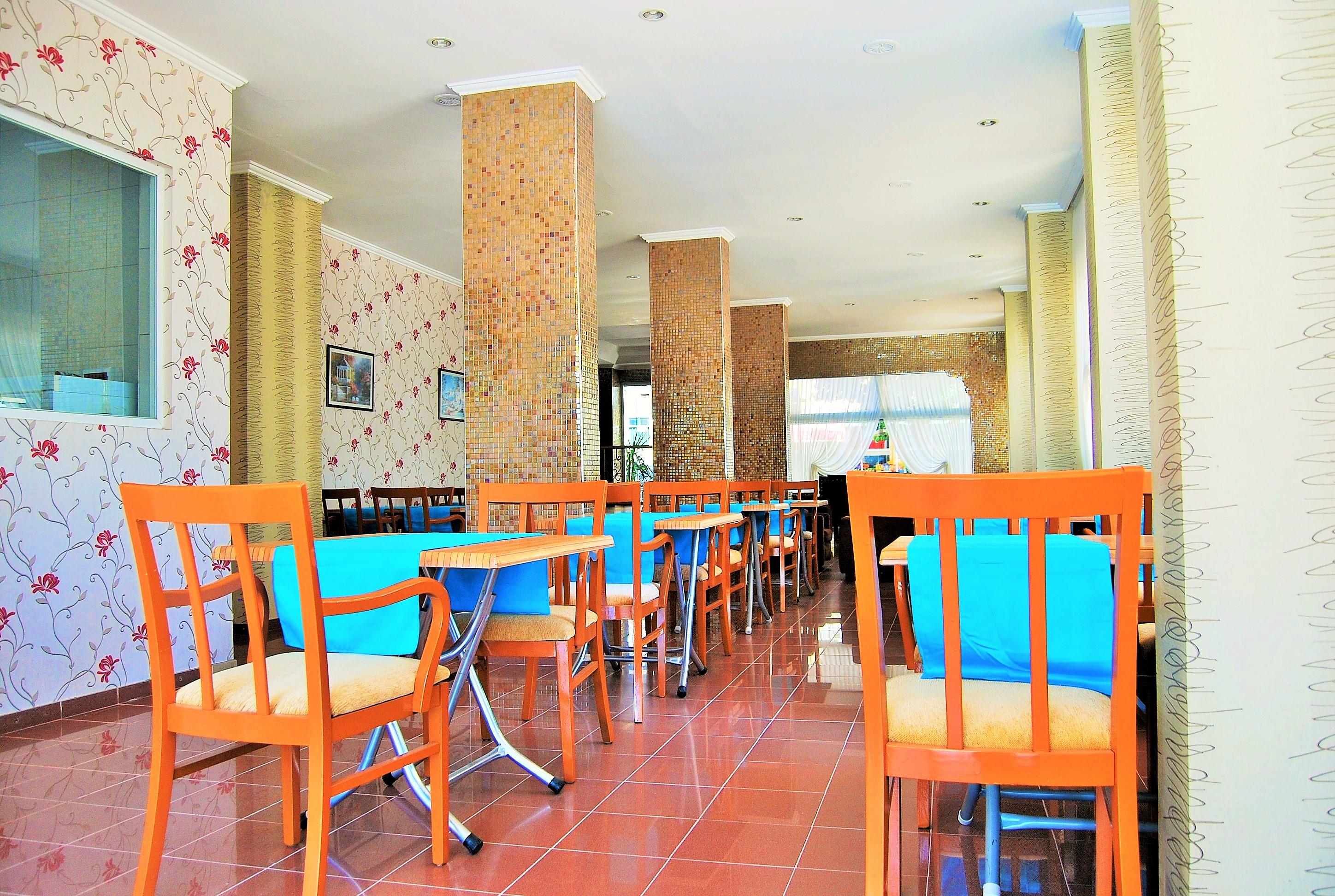 Select & Aparthotel 3*