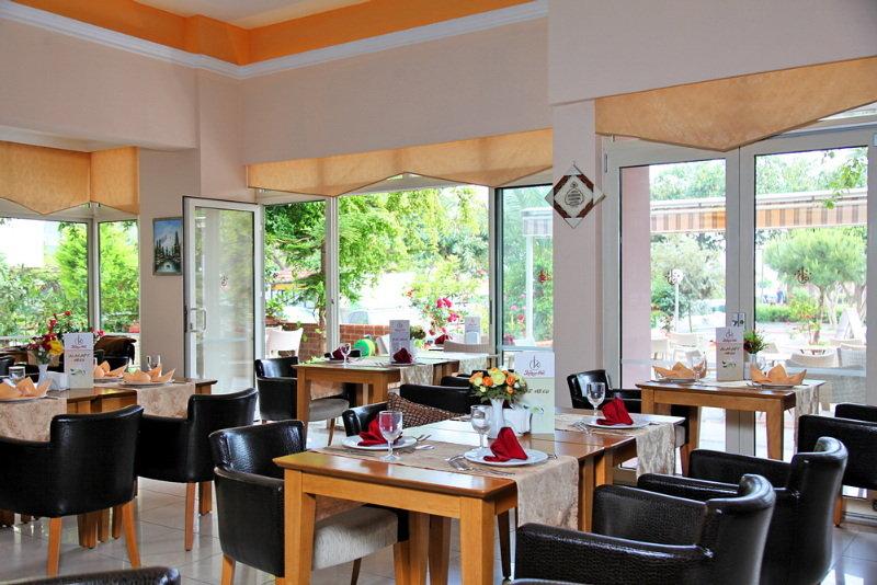 Kahya Resort 4*