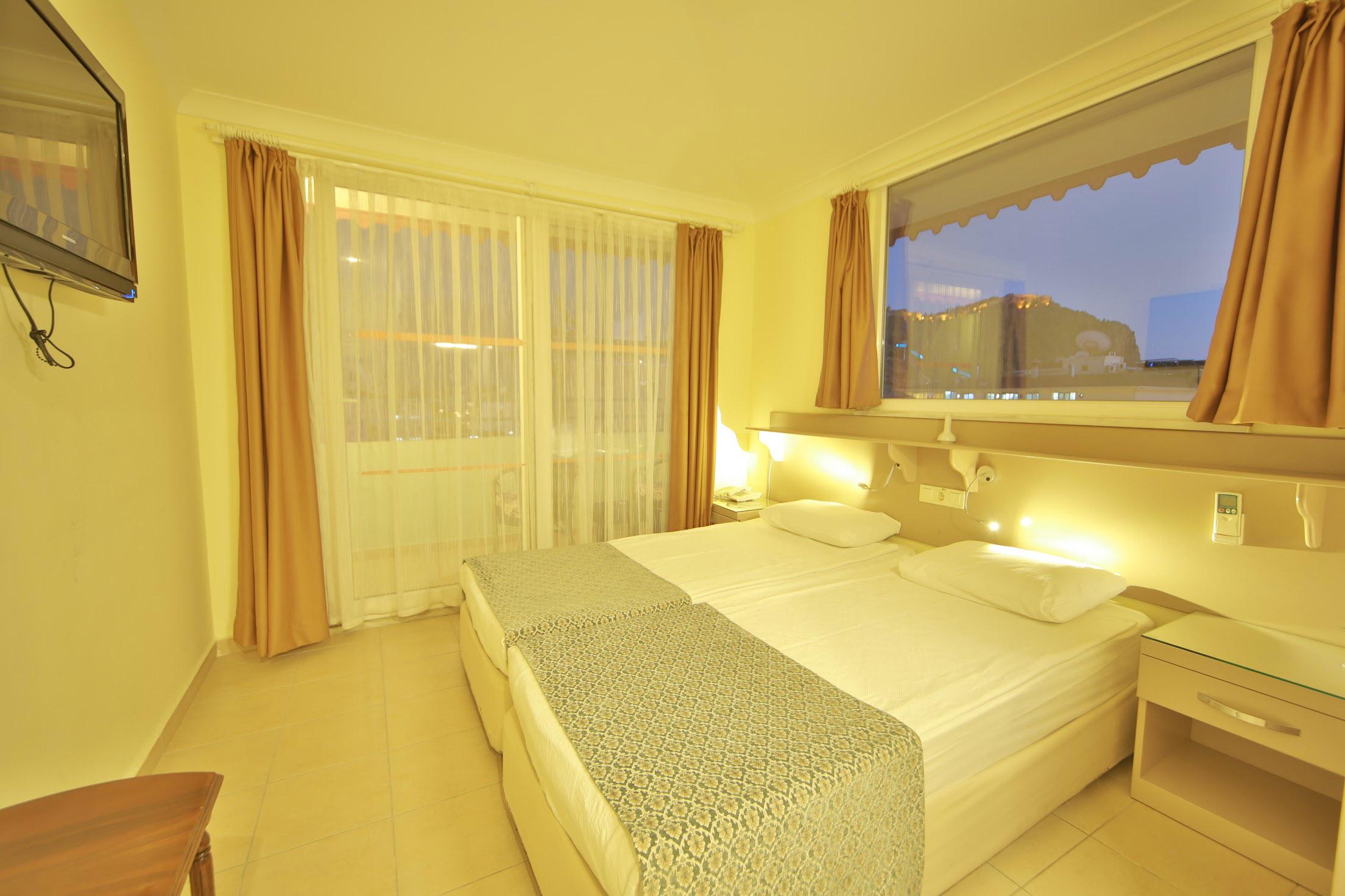 Gallion Hotel
