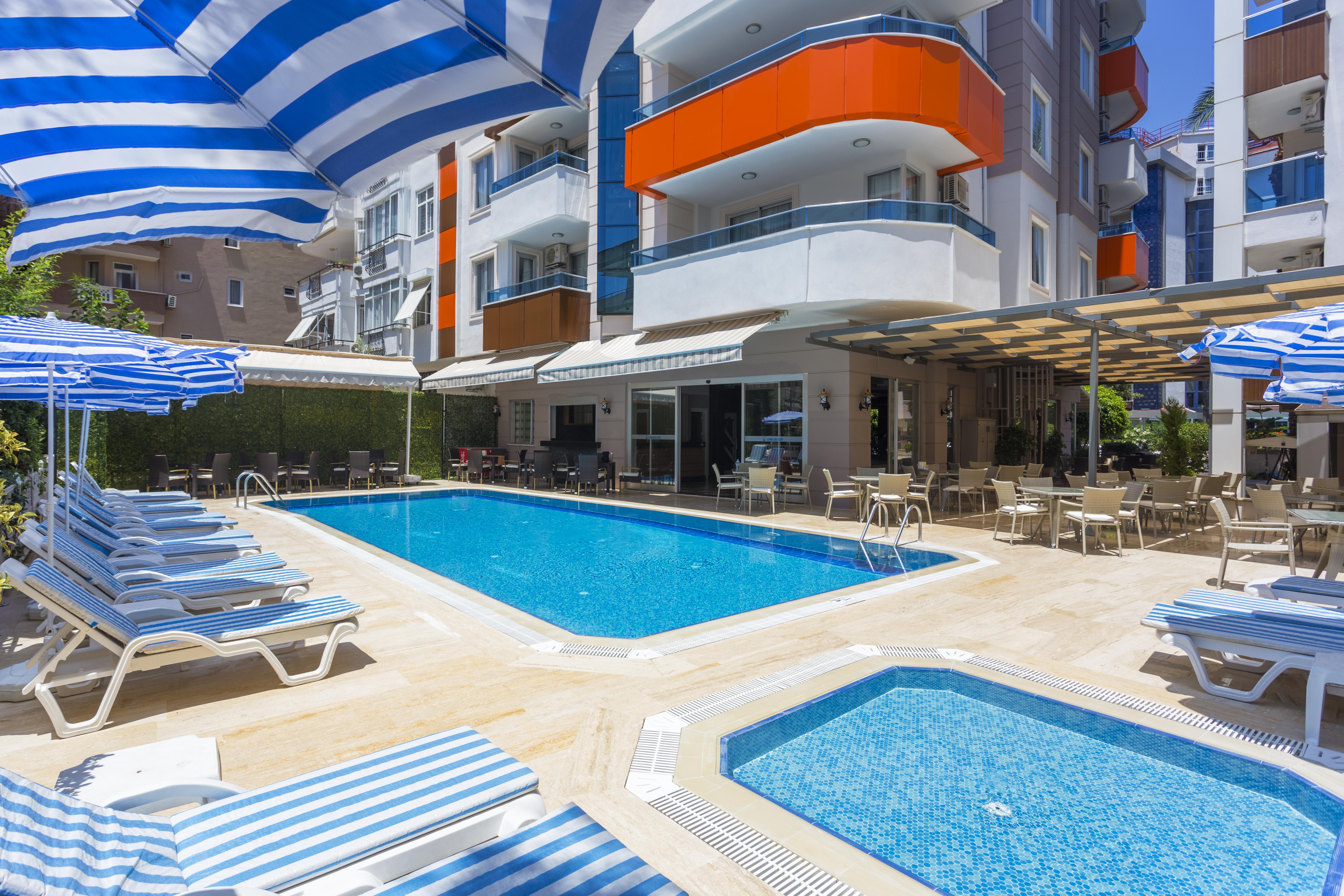 Hotel Lonicera 3*