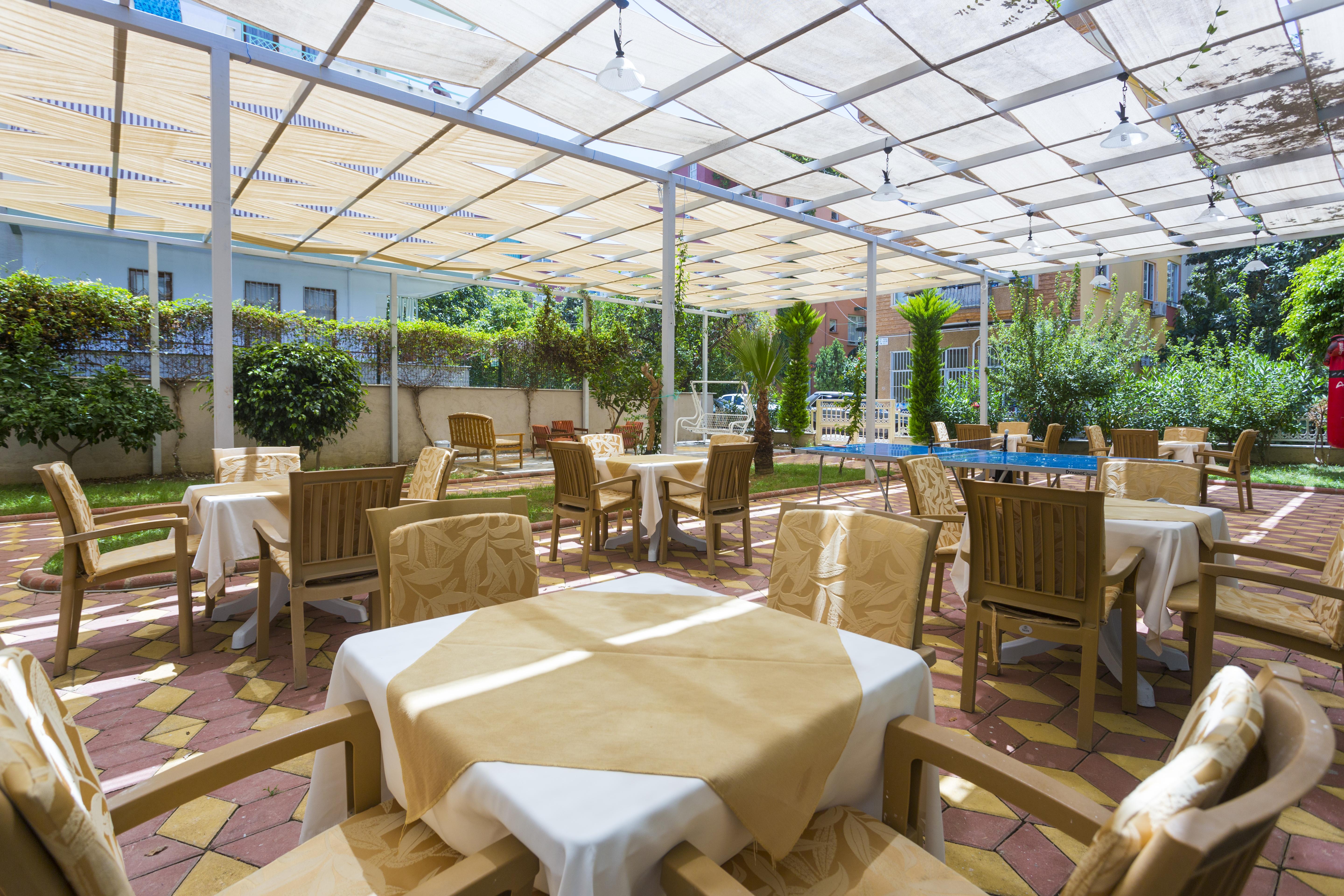 Hotel Lonicera 3*