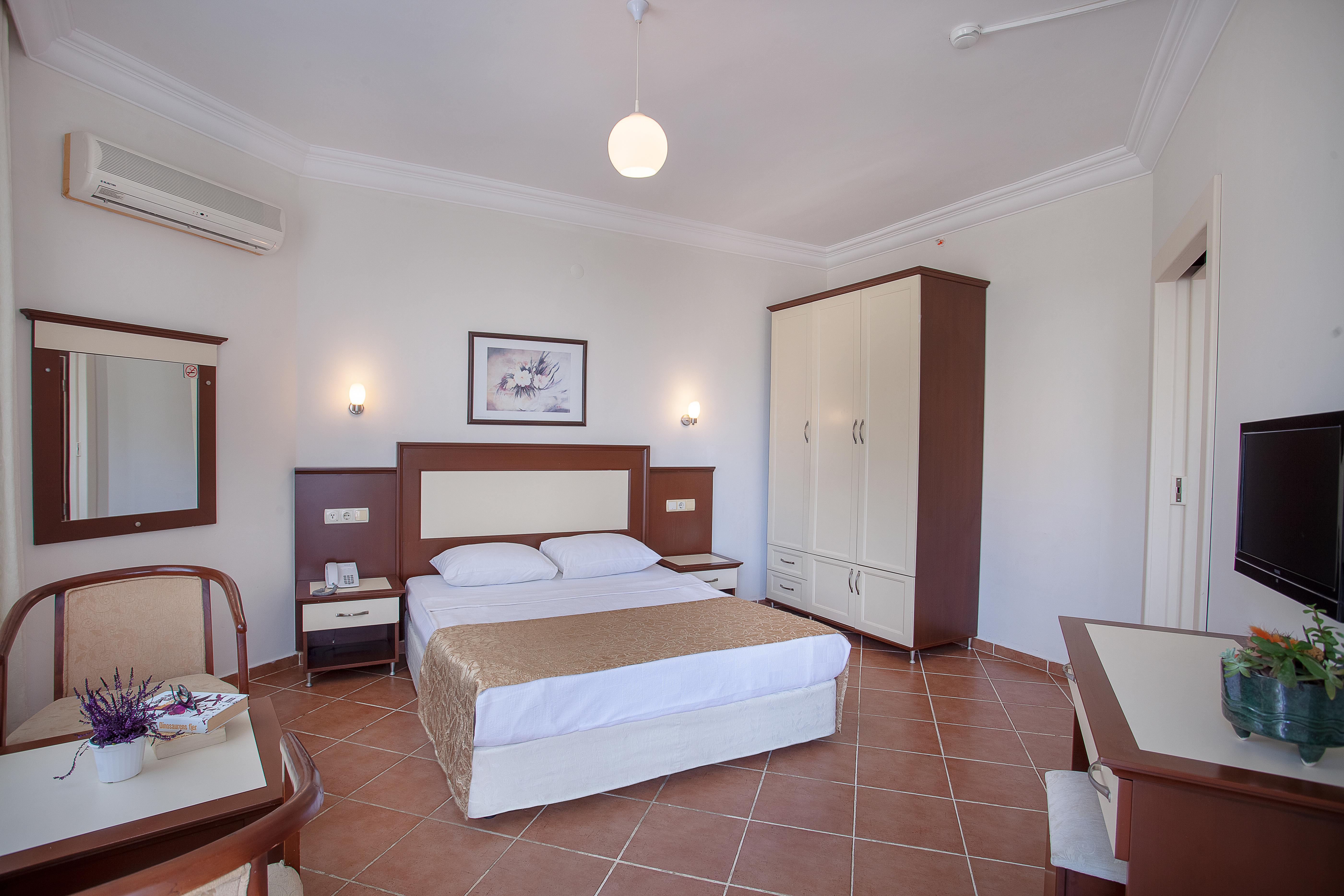 Kaila Hotel 4*