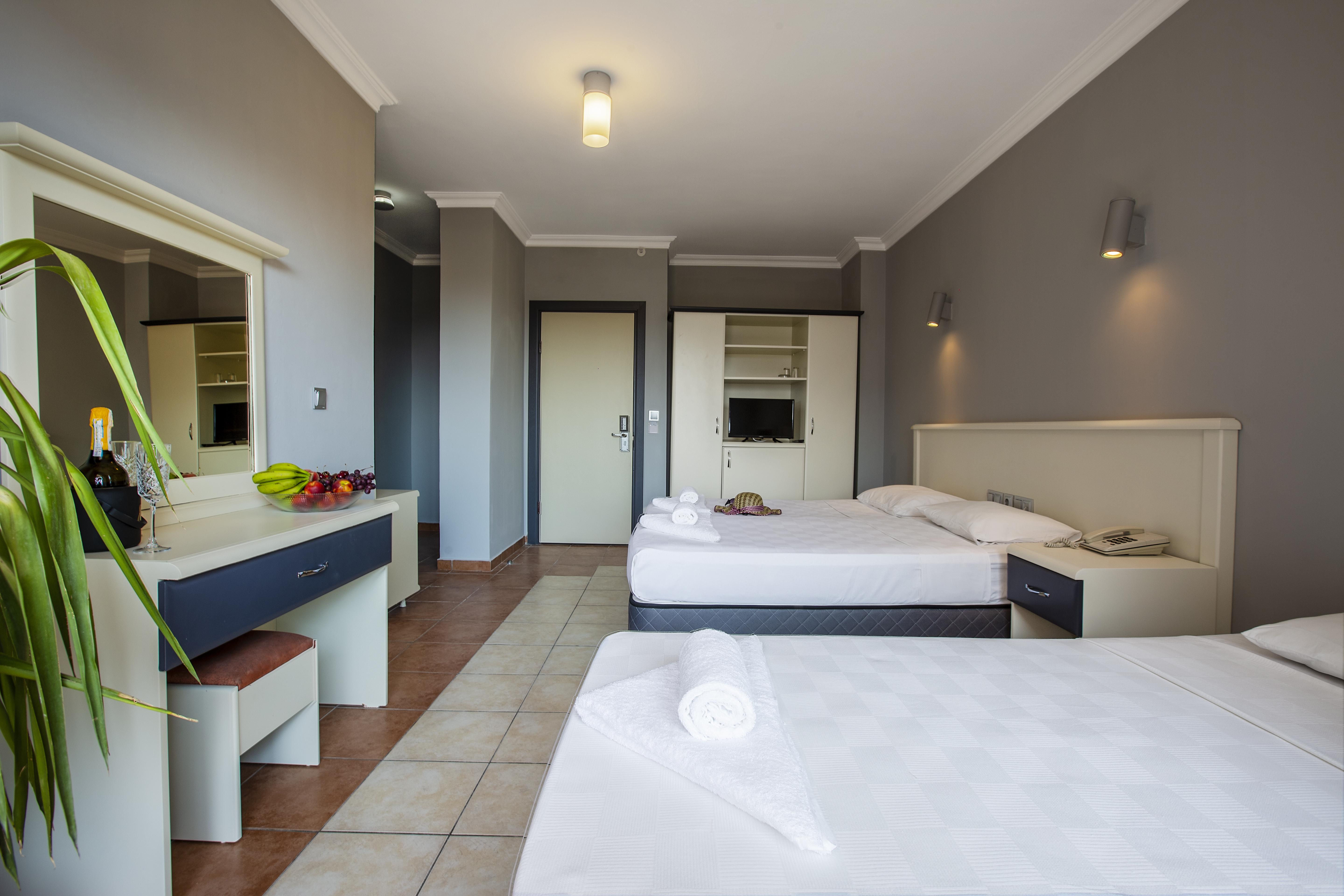 Royalisa Hotel 3*