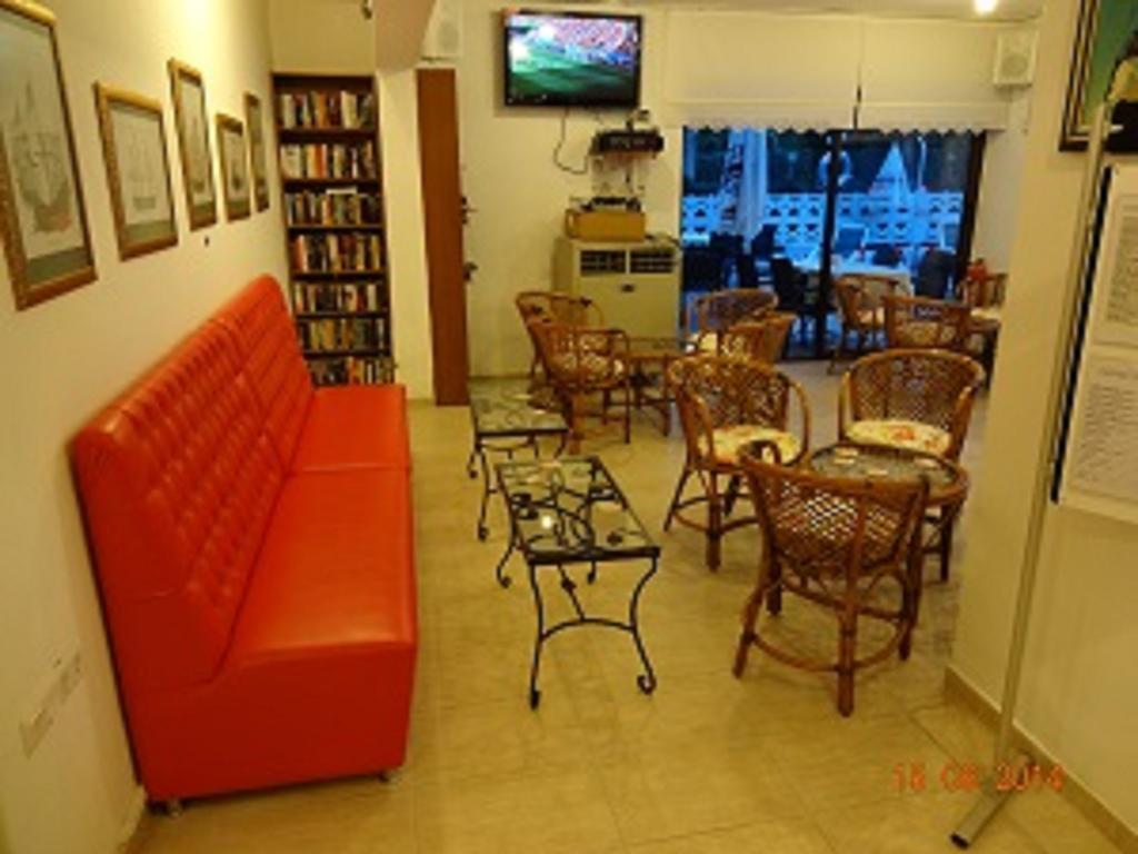 Pinar Hotel 2*
