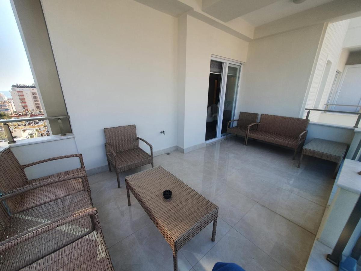 Yekta Kingdom Trade Center 1+1 Luxury Apartment *