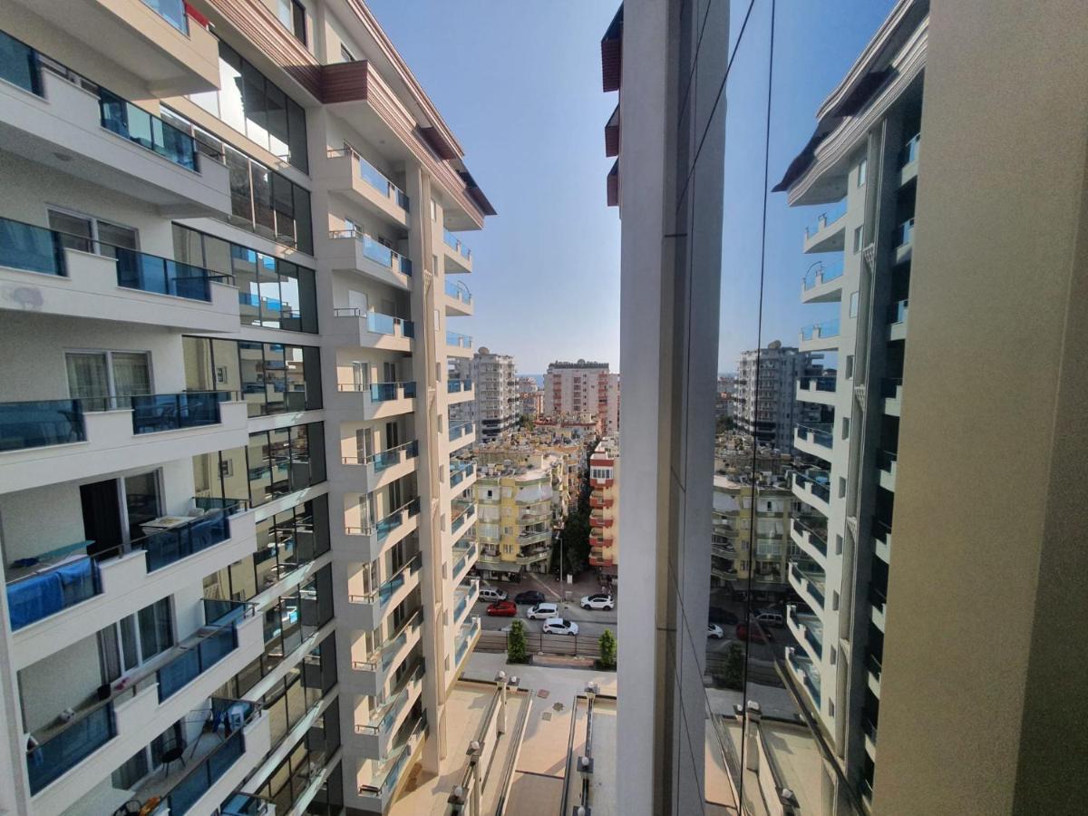 Yekta Kingdom Trade Center 1+1 Luxury Apartment *