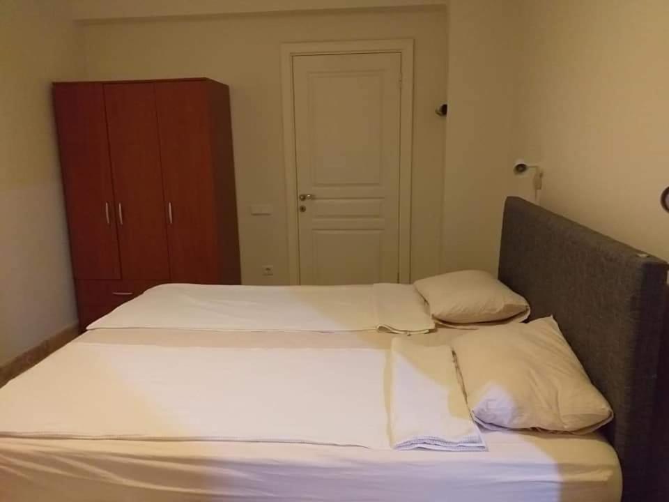 Dana Apartamento