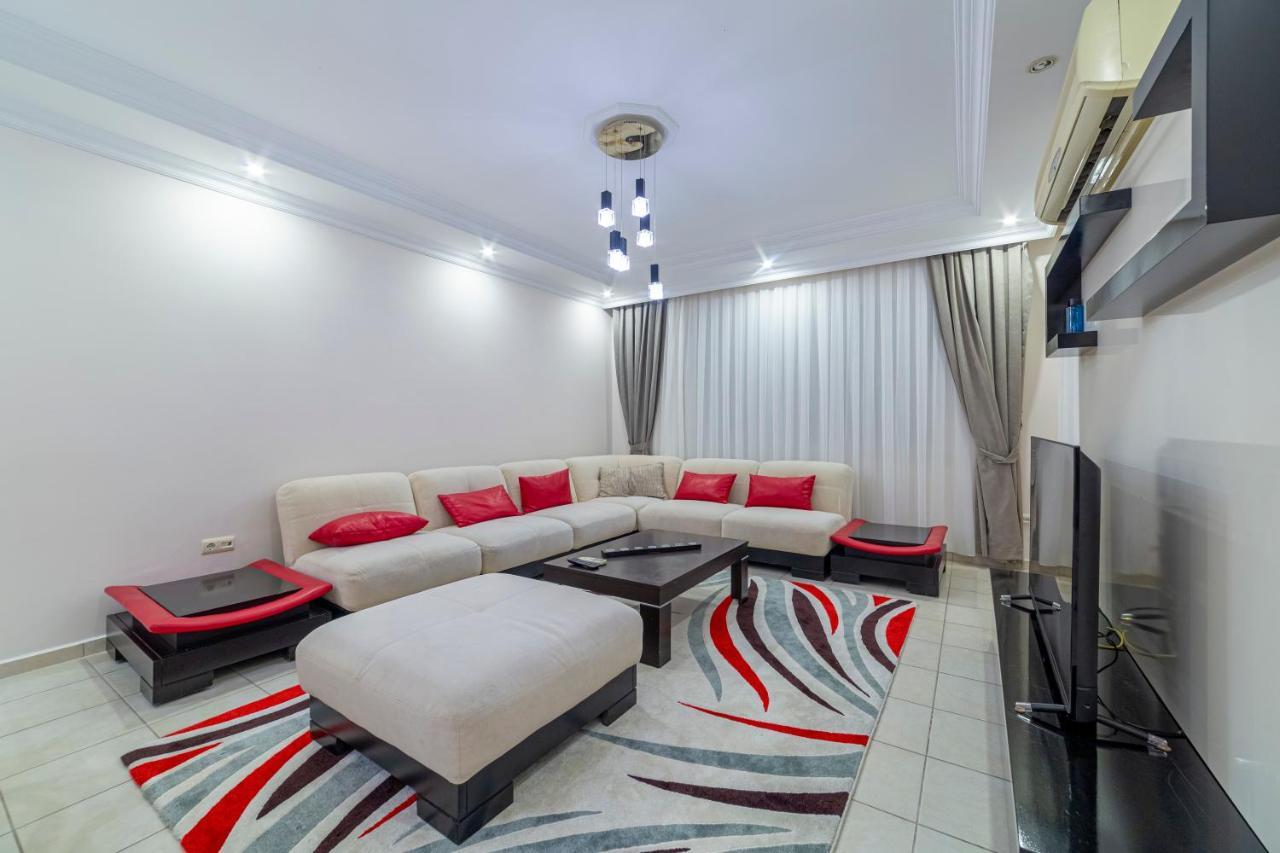 In Centrum, 3 Minutes To The Damlatas And Cleopatra Apartment *