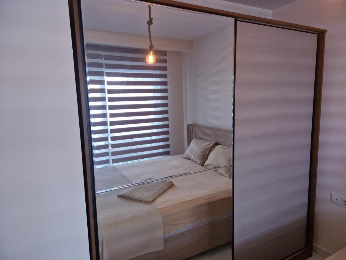 Elite Life 4 Apartment