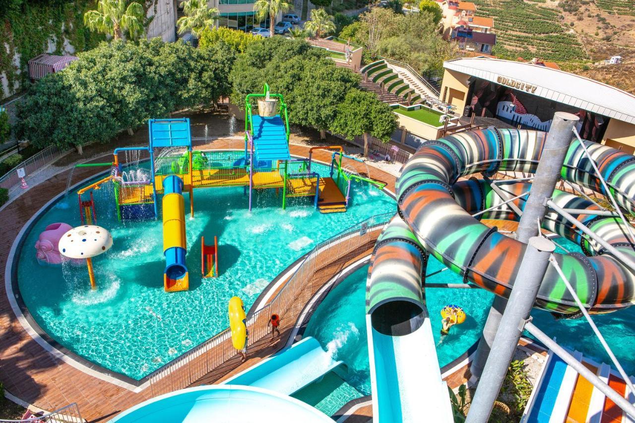 Gold 2+1 Main Building With Free Aquapark Alanya
