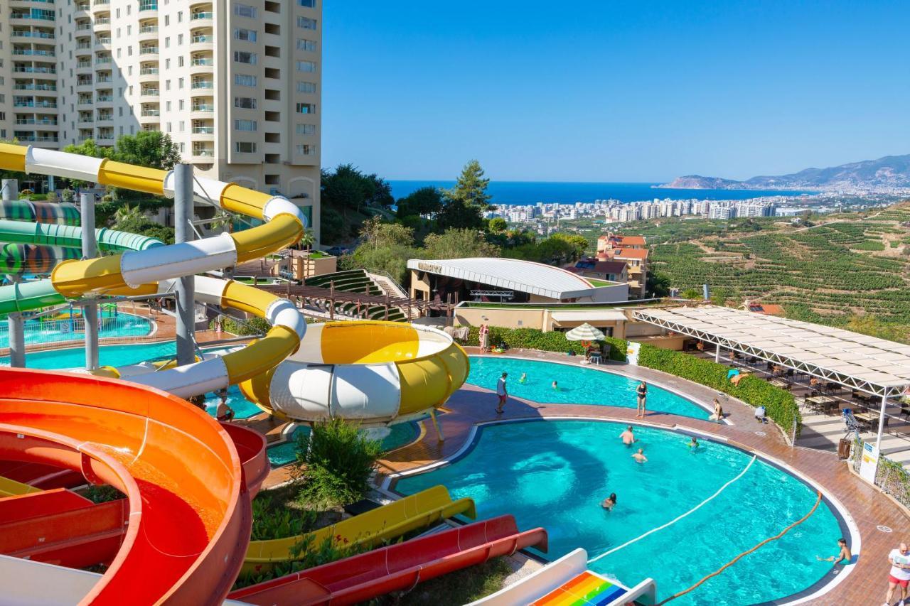 Gold 2+1 Main Building With Free Aquapark