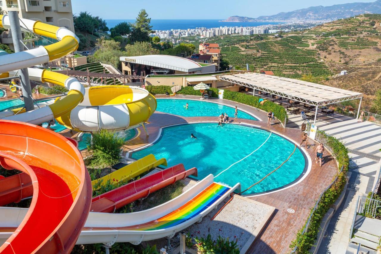 Gold 2+1 Main Building With Free Aquapark