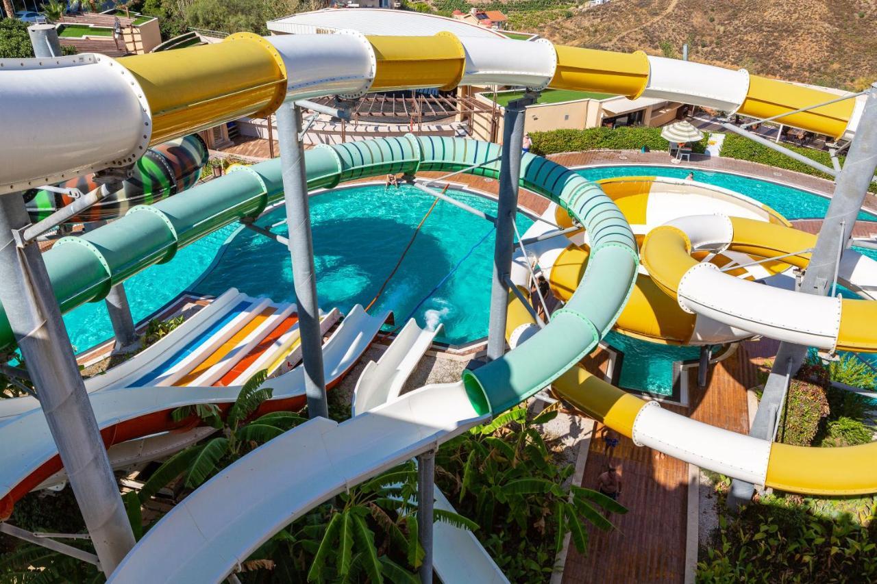 Gold 2+1 Main Building With Free Aquapark Apartment