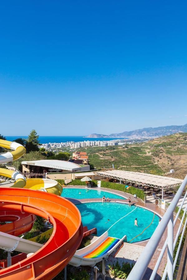 Gold 2+1 Main Building With Free Aquapark Alanya