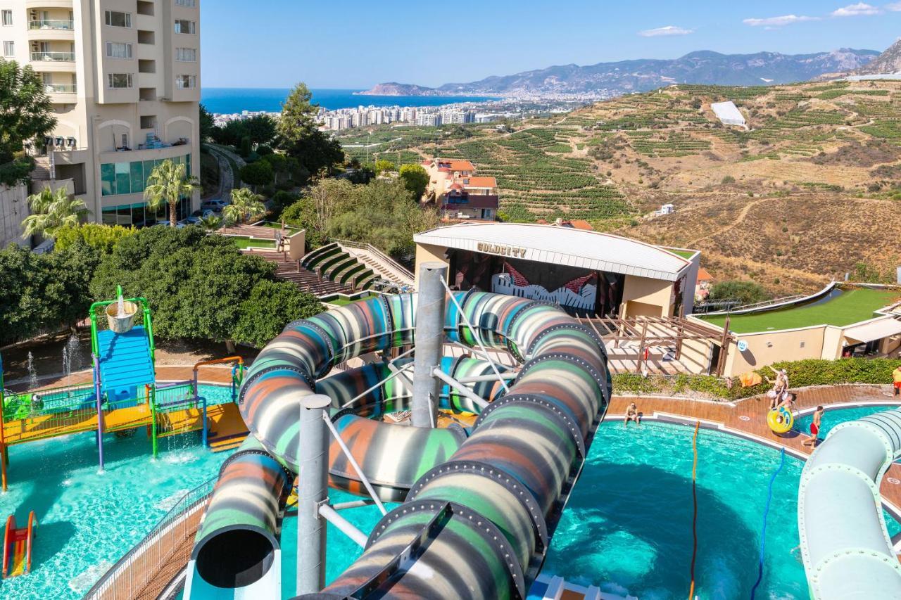 Gold 2+1 Main Building With Free Aquapark Alanya