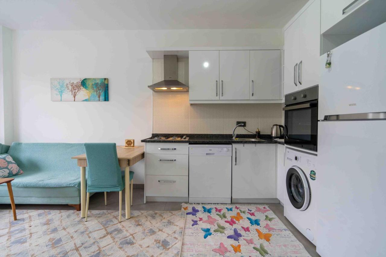 Exodus Apartment *