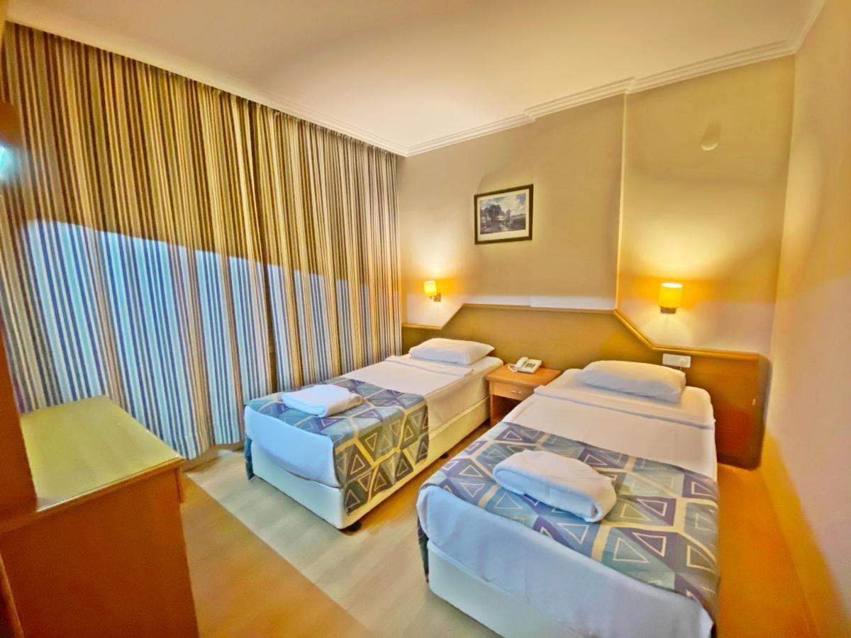 Select & Aparthotel
