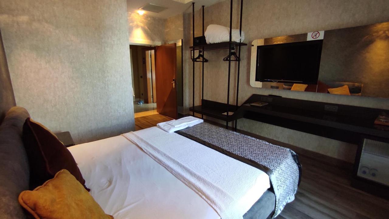 Elite Luxury & Hotel