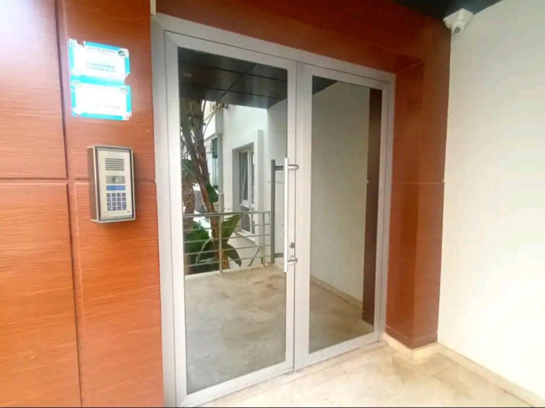 Very Close To Cleopatra Beach. Apartment *